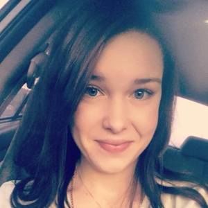 Meet your Posher, Rayna